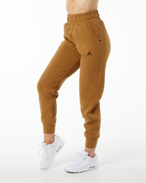 Alphalete ELMTS Cuffed Jogger Naisten Juoksuvaatteet Almond | XUNHR-6208