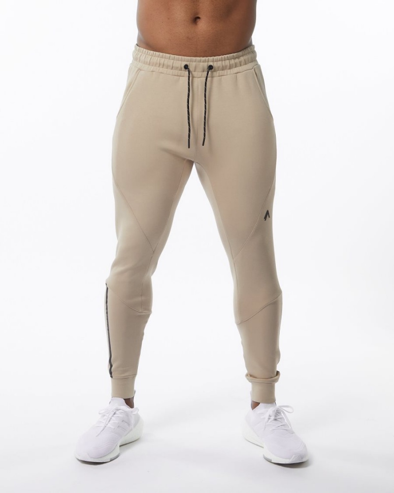 Alphalete ELMTS Cuffed Jogger Miesten Juoksuvaatteet Tan | YCMNH-6351