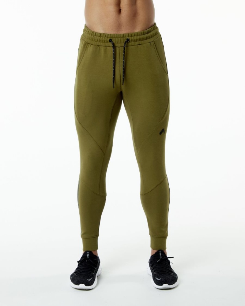 Alphalete ELMTS Cuffed Jogger Miesten Juoksuvaatteet Moss | MLVJE-3765