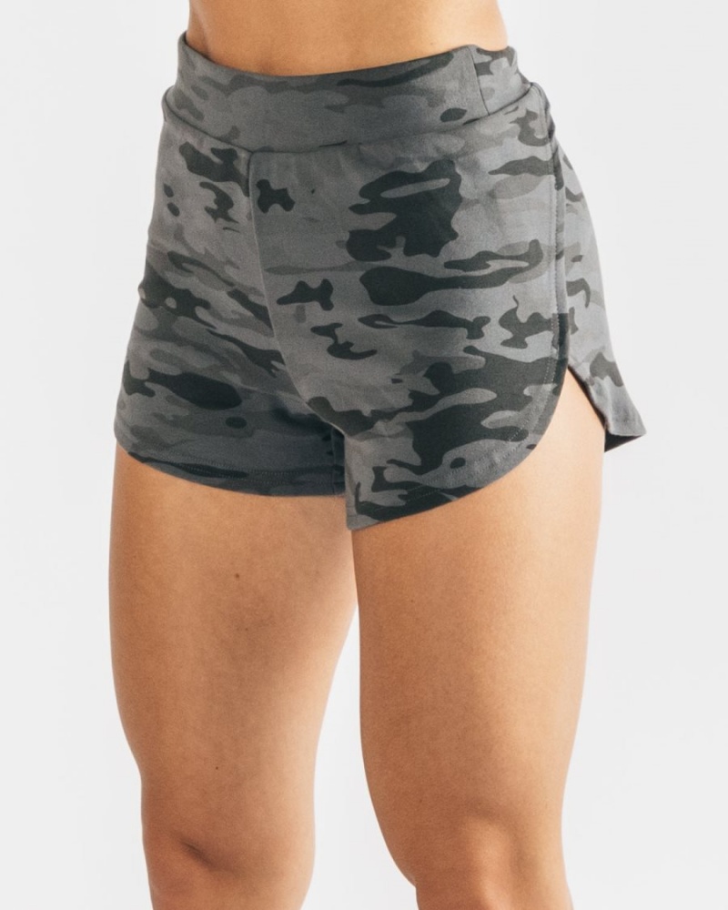 Alphalete Identity Cozy Lyhyt Naisten Shortsit Camo | YKMQZ-7042