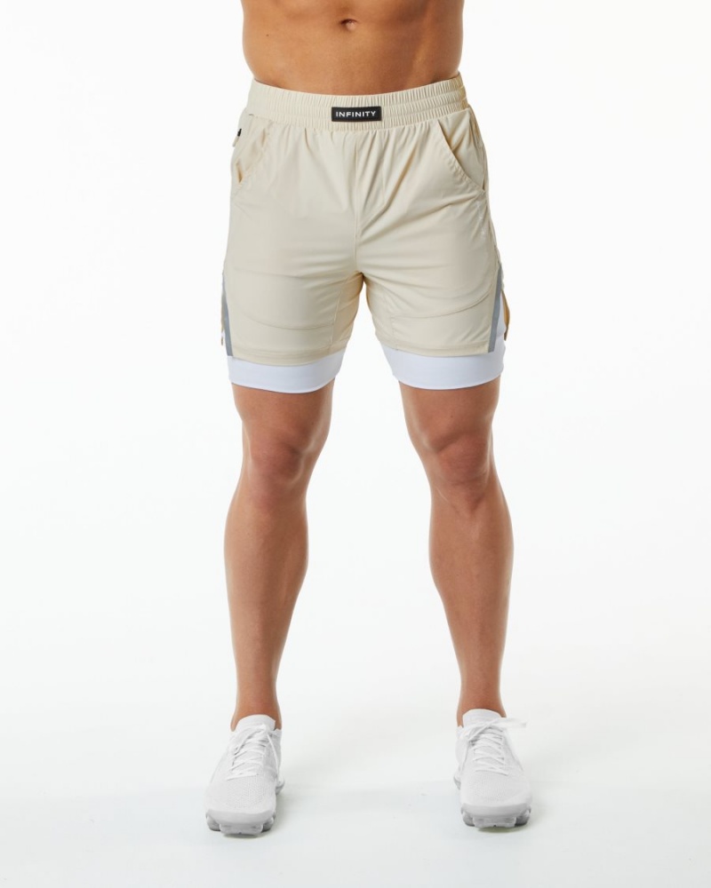 Alphalete Infinity Speed Lyhyt 5.5" Miesten Shortsit Vanilla | TLOYP-0689