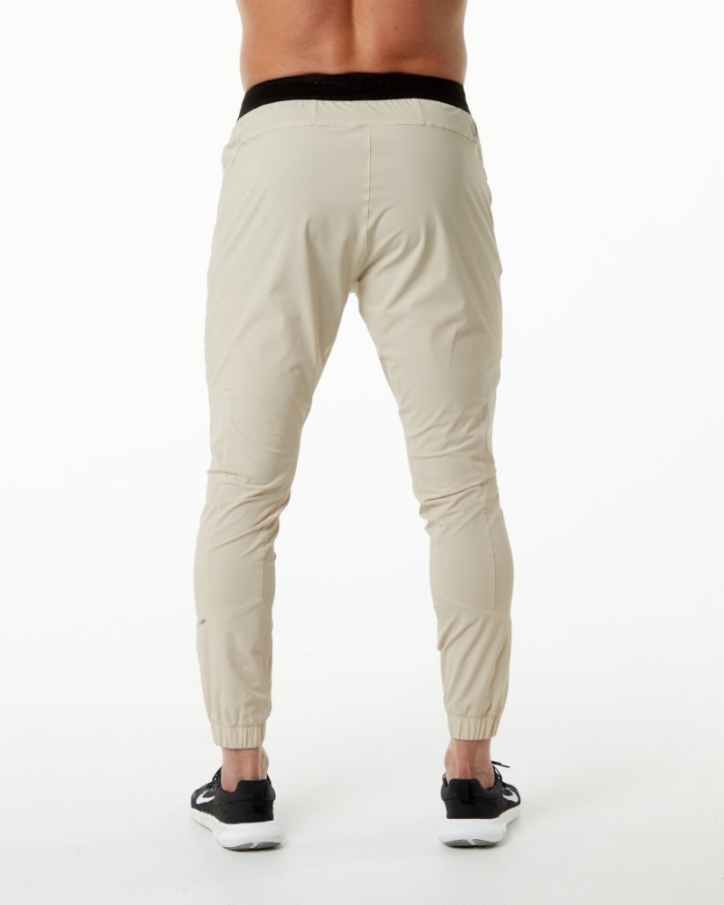 Alphalete Studio Pant Miesten Juoksuvaatteet Vanilla | PRCNT-0514