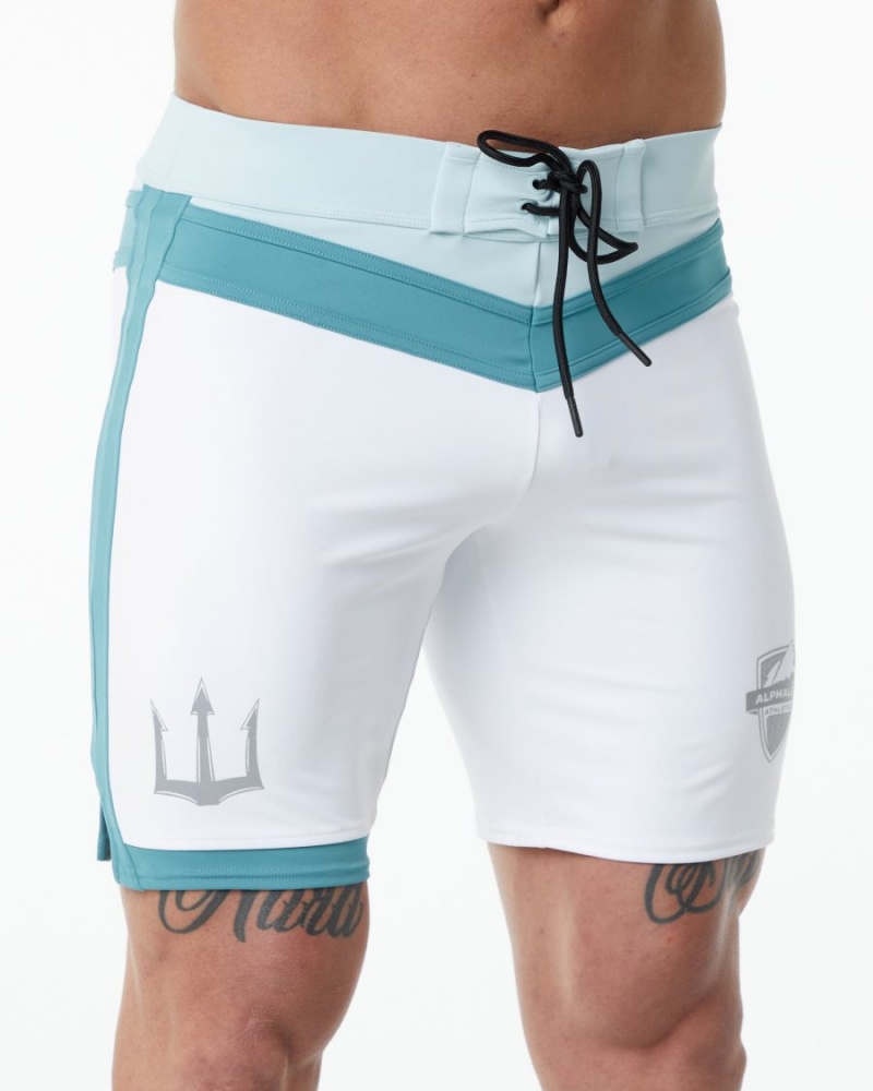 Alphalete Trident Kilpailu Lyhyt Miesten Boardshortsit Valkoinen | FKNPY-8302